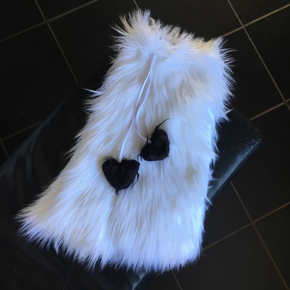 iHeartRaves White Rave Fluffies OS